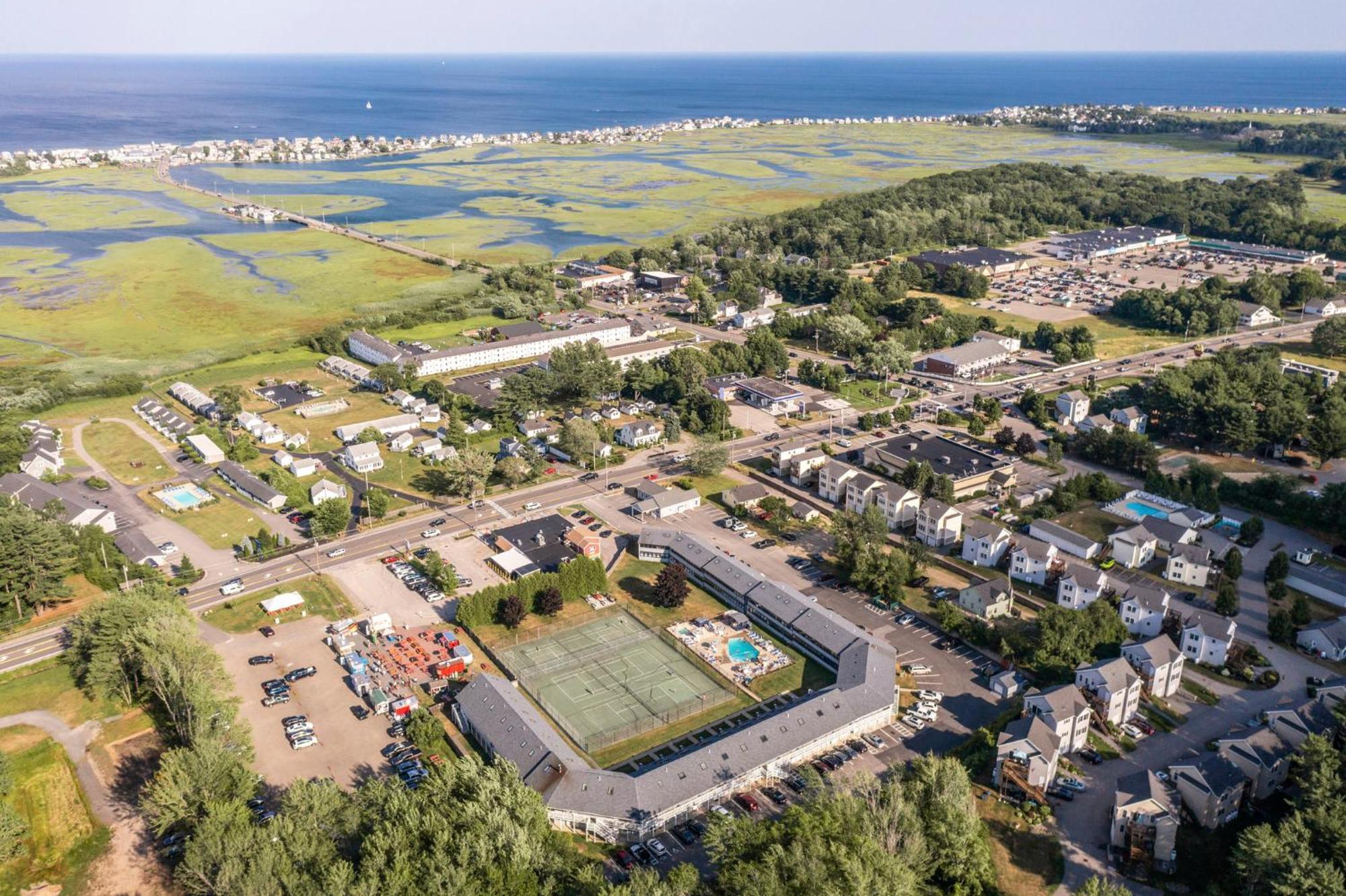 Nautical Mile Resort Wells Zewnętrze zdjęcie